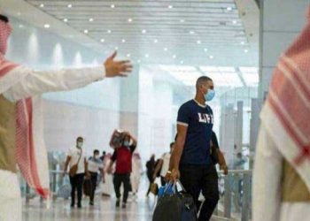 کورونا وائرس: سعودی عرب آنے والوں کے لیے نئے ضوابط کا اعلان