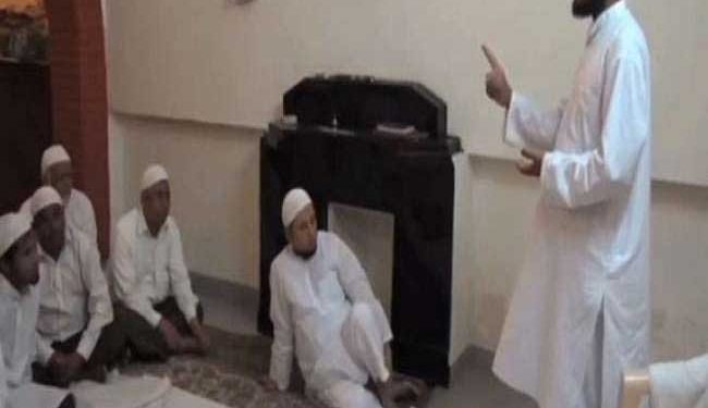 یوپی کے سینئرآئی اے ایس افسر افتخار الدین فرقہ پرستوں کے نشانے پر، دھرم پریورتن سرگرمیوں میں شمولیت کا الزام،ویڈیو وائرل