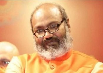 متنازع بیان پر یتی نرسنگھانند کے خلاف 3 مقدمات درج ،خط لکھ کر معافی مانگی