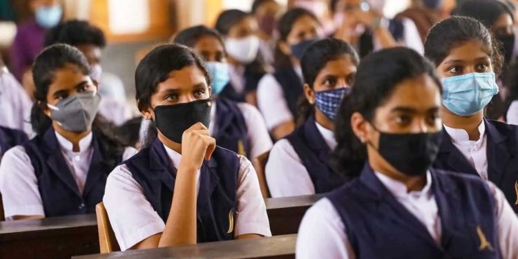 قومی تعلیمی پالیسی کے تحت سہ لسانی تجویز کو منظور کرنےکا فیصلہ