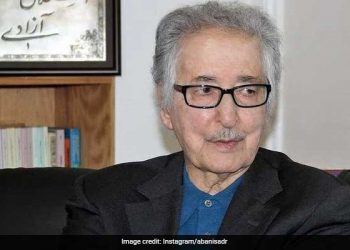 سابق ایرانی صدر ابوالحسن بنی صدر 88 سال کی عمر میں انتقال کرگئے