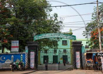 بہار کے مدرسہ شمس الہدیٰ کا وجود خطرے میں ،نہ انتظامیہ کو فکر نہ مسلمانوں کو