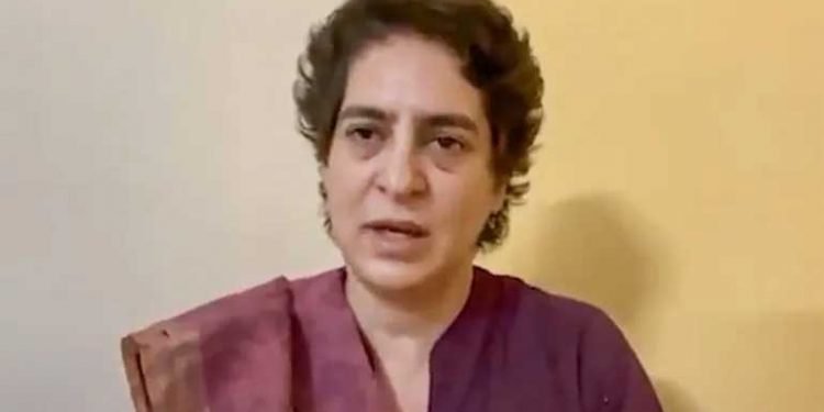 میری گرفتاری غیر قانونی ہے ، ایف آئی آر تک نہیں دی گئی: پرینکا گاندھی