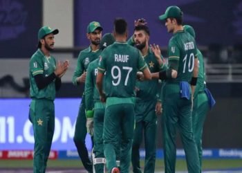 ٹی-20 عالمی کپ: سیمی فائنل کے لئے پاکستان کا راستہ ہموار، ہندوستان کے لئے راہ مشکل