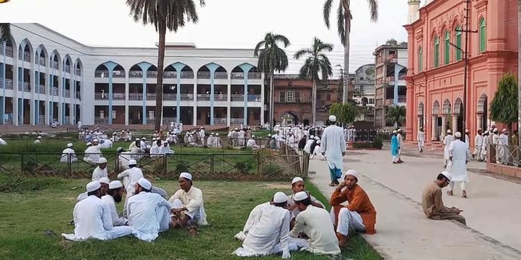 مسلم فرقہ پرستی،طالبان اور دیوبندی فکر