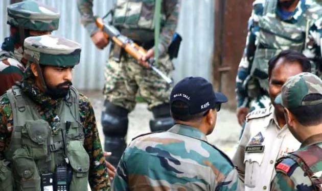 سری نگر میں فائرنگ، دہشت گردوں نے دو اسکول ٹیچرس کا قتل کیا