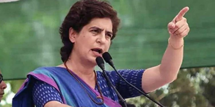 پرینکا گاندھی کھڑی کرنا چاہتی ہیں :’ ابھے کانگریس ‘ یہ ہے حکمت عملی