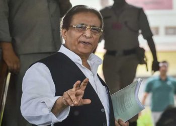 اعظم خاں کی سی بی آئی کورٹ میں پیشی