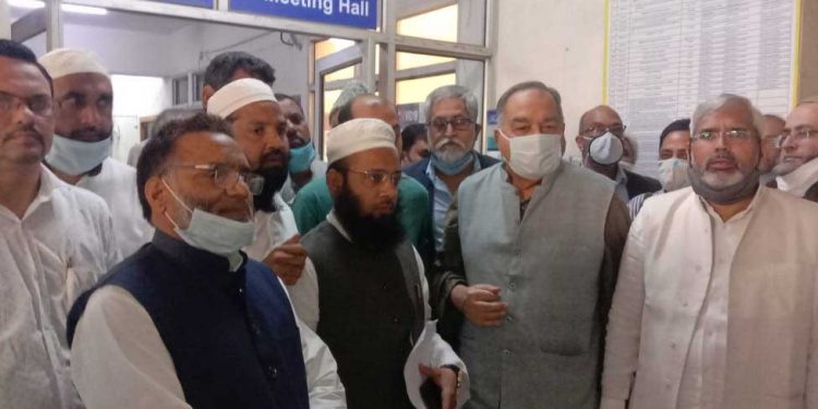نماز جمعہ کی ادائیگی کا تنازع: گروگرام مسلم کونسل کی ڈی سی یش گرگ کے ساتھ میٹنگ