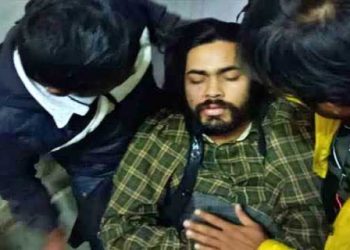 جے این یو میں لیفٹ-رائٹ میں جھڑپیں،کئی طلبا اسپتال پہنچے