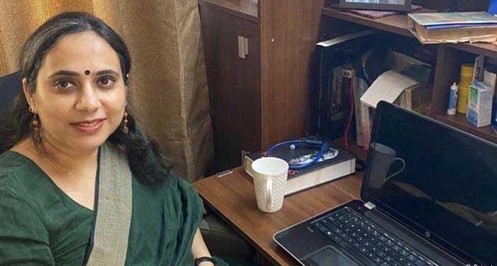 سیاست خدمت خلق یا طاقت اور دولت کا منافع بخش کاروبار؟