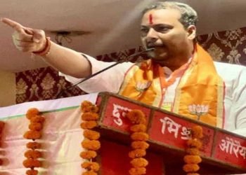 4بیویوں اور 40 بچوں والے تمہارے وسائل پر قبضہ کرنا چاہتے ہیں،بی جے پی لیڈر نے ہندوؤں کو اشتعال دلایا