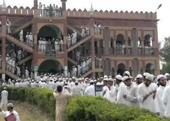 ملی اداروں کا چیلنج:وسائل افراد پر لگائیں یا عمارتوں پر