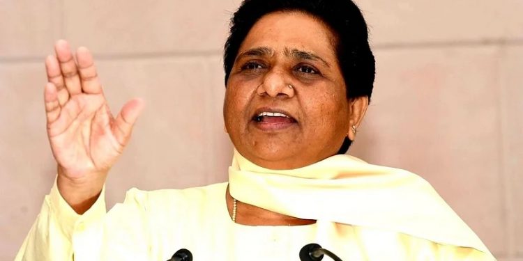 یوپی میں مسلمانوں کے خلاف فرضی مقدمے درج کیے جارہے ہیں :مایاوتی