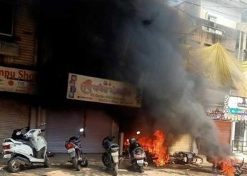 امراوتی بند کے دوران مسلمانوں کی دکانوں کو چن چن کر نشانہ بنایا گیا،انڈین ایکسپریس کی رپورٹ