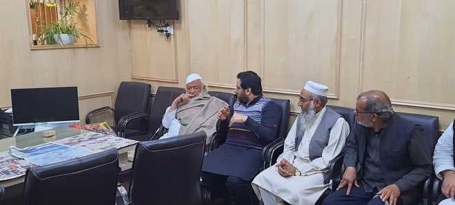 مولانا ارشد مدنی کا وقف بورڈ کاخیر سگالی دورہ، تاریخی مساجد کے شایان شان تزئین و مرمت پر زور
