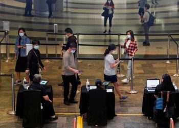 اومیکرون کی دہشت،یورپ میں پھر سماجی پابندیاں نافذ