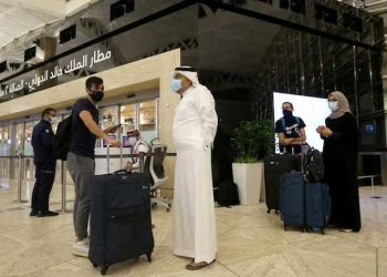 اومیکرون کا اثر،سعودی عرب نے نئی پابندیاں عائد کیں