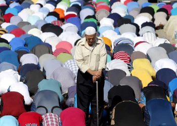 مسلمانوں کی پسماندگی-مسلمانوں کو ہی نقطہ نظر بدلنا ہوگا