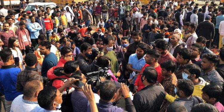 گروگرام :نماز والی جگہ پر’ ریڈیکل ہندو انتہا پسندوں‘ کی اشتعال انگیزی،مسلم مخالف نعرے لگا ئے