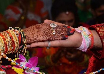 ’لڑکیوں کی شادی کی عمر میں توسیع مسلم پرسنل لاء پر حملہ‘