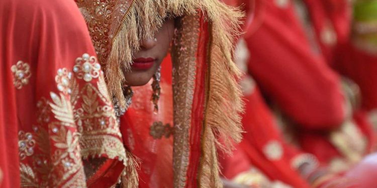 لڑکیوں کی شادی کی عمر18سال نہیں اب 21 ہوگی،کابینہ کی ہری جھنڈی