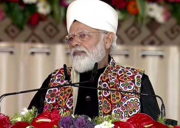 پی ایم مودی کا اپوزیشن پر حملہ ، کہا:’گائے کچھ لوگ لوگوں کے لئے گناہ ہو سکتی ہے لیکن ہمارے لئے ماتا ‘
