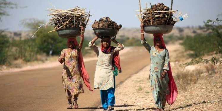 بھارت سب سے زیادہ عدم مساوات والے ملکوں میں شامل، ایک فیصد لوگ 22 فیصد آمدنی پر قابض: رپورٹ