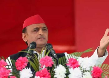 یوپی انتخابات 2022:اپنے ہی دغا نہ دے جائیں اکھلیش کو!
