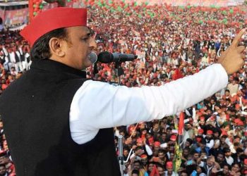 اکھلیش بی جے پی کے ہی نقش قدم پر چل رہے ہیں