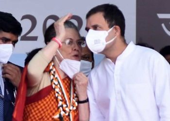 ایک ماہ میں کانگریس کے 10 بڑے لیڈر چھوڑ چکے ہیں ساتھ، نہیں نظر آرہا ہے پارٹی کامستقبل