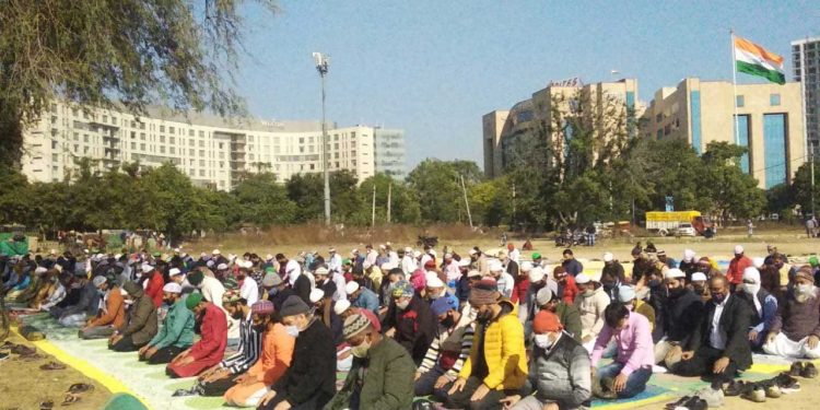 مسلسل دو جمعہ کے بعد لیزر ویلی پارک سیکٹر 29 میں اداکی گئی نماز جمعہ