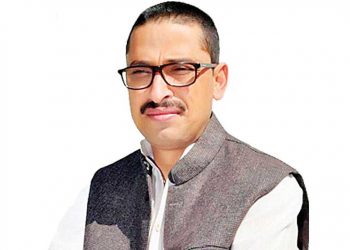 عمران مسعود نہ گھر کے نہ گھاٹ کے،عزت بھی گنوائی