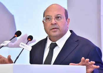 حکومت پر تنقید کرنے والے ہوتے ہیں شکار، غداری کا قانون ختم کرنے کا وقت : سپریم کورٹ کے سابق جج