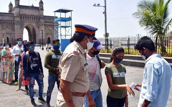 مہاراشٹر : ’منی لاک ڈاؤن ،سخت پابندیاں نافذ، دو ویکسین والے ہی سفر کرسکیں گے