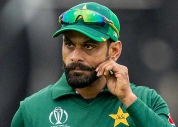 ’جنگجو پروفیسر‘ نے کرکٹ کو الوداع کہا