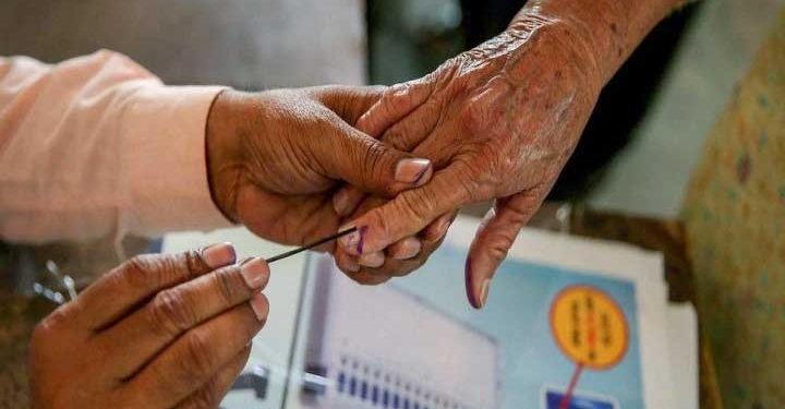اتر پردیش اسمبلی انتخاب کے پہلے مرحلہ کے لیے نوٹیفکیشن جاری