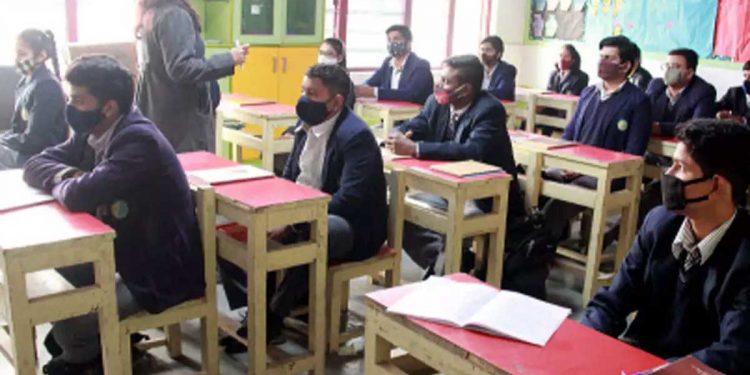 اترپردیش: پابندی میں توسیع،اب 6 فروری سے کھولے جائیں گے تعلیمی ادارے