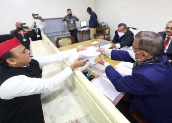 اتنی جائیداد کے مالک ہیں ایس پی سربراہ اکھلیش یادو، بیوی ڈمپل سے ہیں آگے