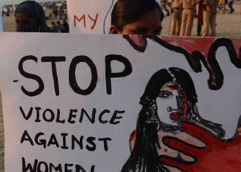 یہ ’بیٹی بچائیں گے‘یاان سے ’بیٹی بچائیں گے‘؟