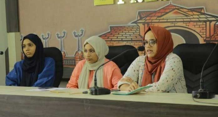 ہمیں مسلمان ہونے کی وجہ سے نشانہ بنایاگیا،جامعہ کی سابق اسٹوڈنٹس کا الزام