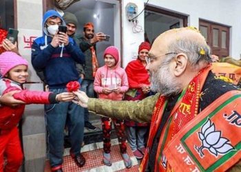 کیرانہ بنا اکھاڑہ،یو گی نے کہا:’ اکھلیش اسے کشمیر بنانا چاہتے ہیں‘