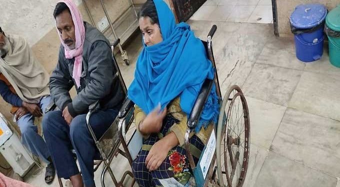 تھانے میں مسلم جوڑے پر بہیمانہ تشدد،پیروں کے ناخن اکھاڑلیے،باندھ کر مارا