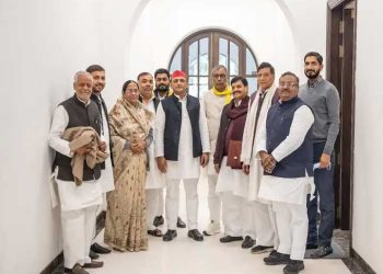 اکھلیش کا اتحادیوں کے ساتھ سیٹ شیئرنگ کا فارمولہ طے!