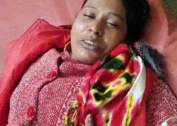 پی ایم کو کالا جھنڈا دکھانے والی خاتون کو گولی ماردی