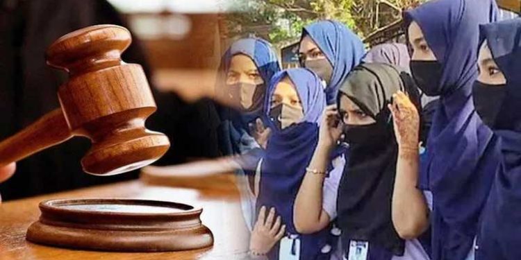 حجاب تنازع :کرناٹک ہائی کورٹ میں ہنوزکوئی فیصلہ نہیں، پیرتک سماعت ملتوی