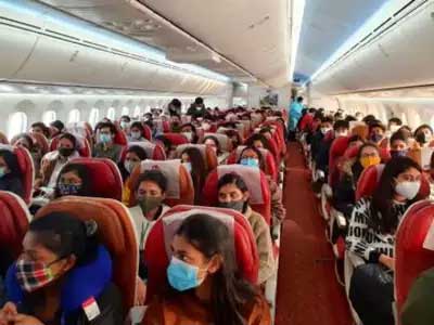 رومانیہ سے 219ہندوستانی طلباء کی واپسی کا سفر، جے شنکر خود نگرانی کررہے ہیں