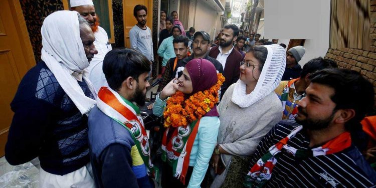سنبھل ضلع کی چار مسلم اکثریتی سیٹوں پر اس بار کانٹے کی ٹکر، جانیں فارمولیشن