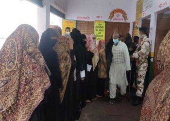 فتح پور سیکری میں مسلم ووٹروں کو ووٹ ڈالنے سے روکنے کا الزام، فتح آباد میں بھی تنازع