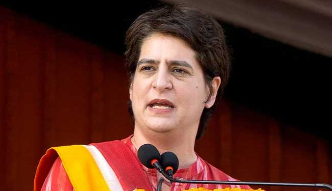 آپ نے 700 کسانوں کو مرنے پر مجبور کیوں کیا؟پرینکا کا مودی سے سوال